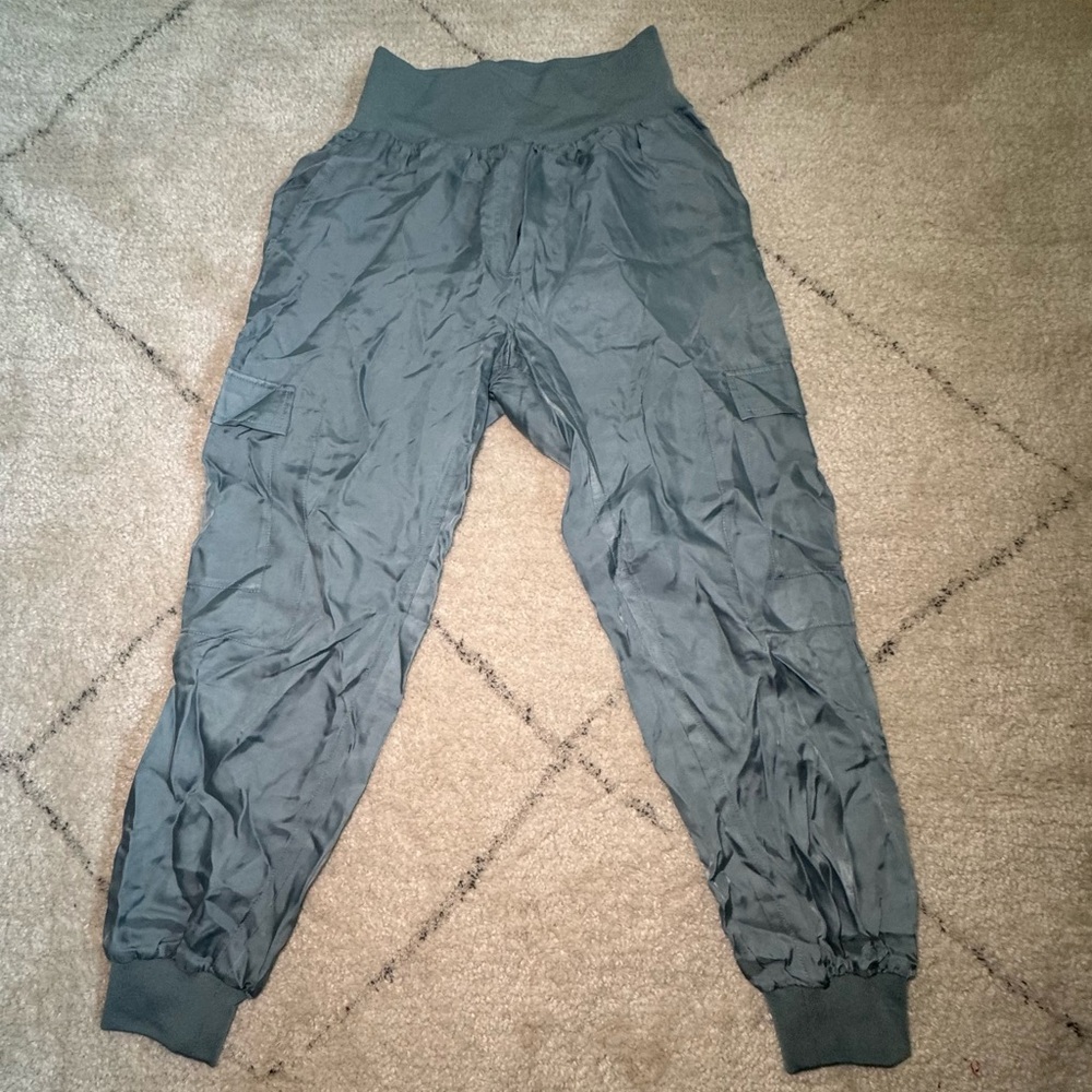 Cinq à Sept Light Blue Joggers - Picture 6 of 7